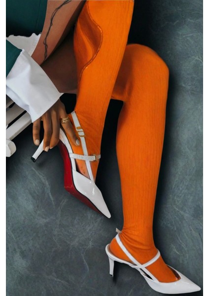 Kadın Moda Beyaz Rugan Kısa Topuklu Ayakkabı Şık ve Zarif Abiye Ayakkabı modelleri