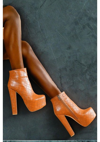 Kadın Moda Yüksek Topuk Platform Bot Şık ve Zarif Abiye Ayakkabı modelleri