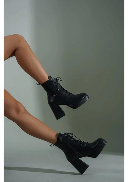 Kadın Moda Platform Topuklu Bağcıklı Bot Şık ve Zarif Abiye Ayakkabı