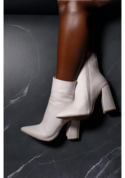 Kadın Fermuarlı Kalın Topuklu Sivri Burun Şehir Şıklığına Uygun Modern Tasarım Bot