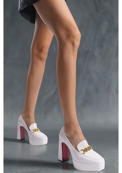 Kadın Moda Platform Tasarım Toka Detaylı Orta Topuklu Ayakkabı Şık ve Zarif Abiye Ayakkabı