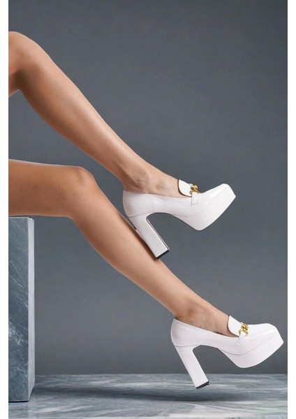 Kadın Moda Platform Tasarım Toka Detaylı Orta Topuklu Ayakkabı Şık ve Zarif Abiye Ayakkabı fiyatları