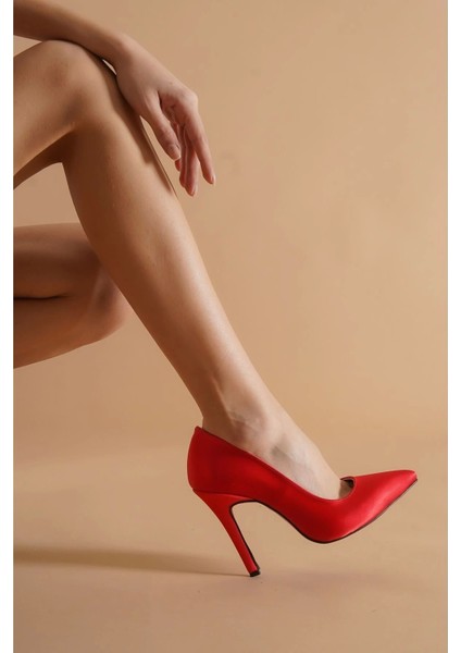Kadın Sivri Burun Topuklu Ayakkabı Ince Topuk Rahat Şık Model Stiletto