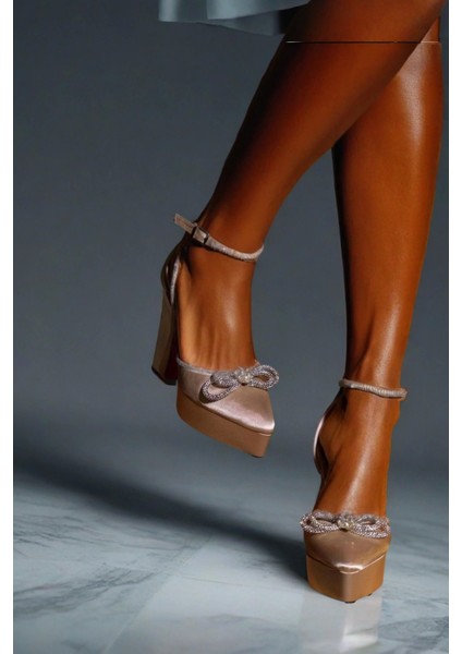 Stil Modern Kadın Taş Detaylı Platform Ayakkabı Özel Tasarım Gündüz Gece Abiye Ayakkabı fırsatları