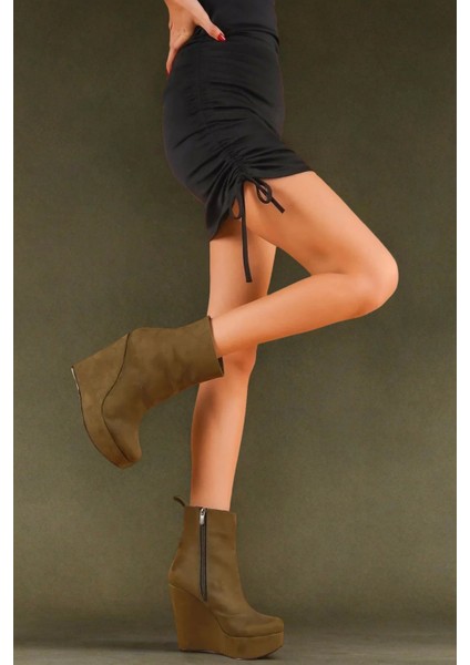 Stil Modern Kadın Dolgu Topuk Fermuarlı Bot Daina Özel Tasarım Gündüz Gece Abiye Ayakkabı modelleri