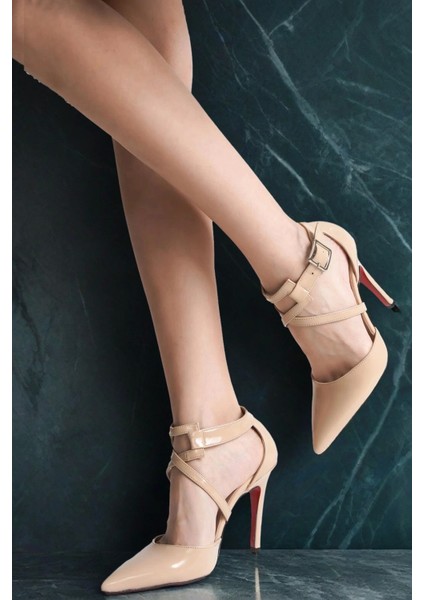 Kadın Çapraz Tokalı Topuklu Ayakkabı Sivri Burun Şık Stiletto