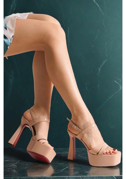 Stil Modern Kadın Özel Topuklu Ayakkabı Özel Tasarım Gündüz Gece Abiye Ayakkabı