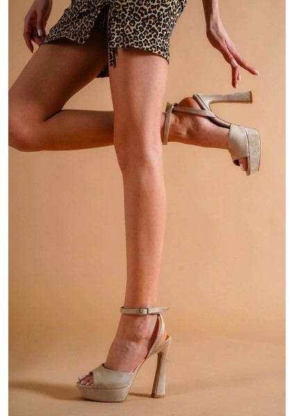 Stil Modern Kadın Alçak Platform Özel Topuklu Ayakkabı Özel Tasarım Gündüz Gece Abiye Ayakkabı fırsatları