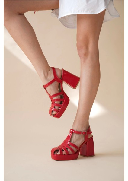 Stil Modern Kadın Gladyatör Kalın Topuklu Ayakkabı Özel Tasarım Gündüz Gece Abiye Ayakkabı fiyatları