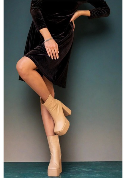 Stil Modern Kadın Kalın Topuk Yüksek Bot Özel Tasarım Gündüz Gece Abiye Ayakkabı