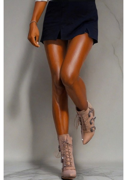 Tokalı Yüksek Topuklu Kadın Bot Kare Tabanlı Dikiş Detaylı Petli Taban Şık Modern Tasarım fiyatları