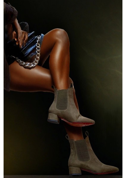 Stil Modern Kadın Kısa Topuklu Lastikli Bot Özel Tasarım Gündüz Gece Abiye Ayakkabı modelleri