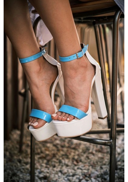 Stil Modern Kadın Bantlı Yüksek Topuklu Ayakkabı Özel Tasarım Gündüz Gece Abiye Ayakkabı fiyatları