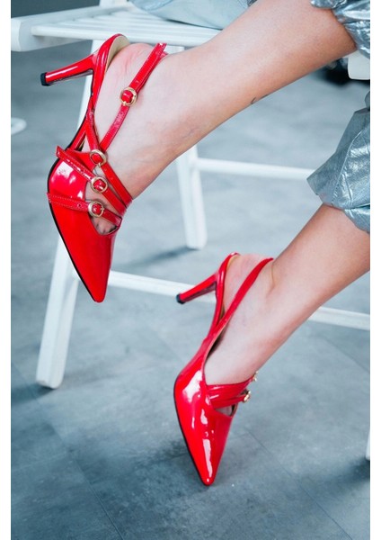 Stil Modern Kadın Üç Bant Tokalı Kısa Topuklu Ayakkabı Özel Tasarım Gündüz Gece Abiye Ayakkabı