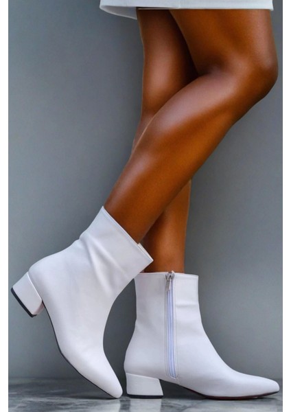 Stil Modern Kadın Kısa Topuk Fermuarlı Bot Özel Tasarım Gündüz Gece Abiye Ayakkabı fiyatları