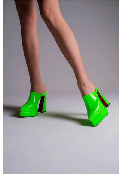 Stil Modern Kadın Çift Platform Burnu Kapalı Yüksek Topuklu Terlik Gündüz Gece Abiye Ayakkabı