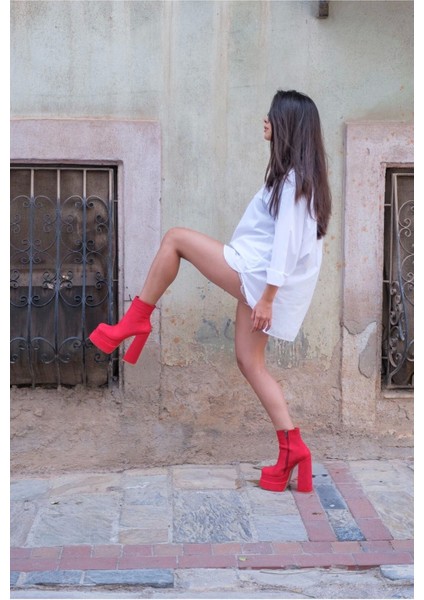 Stil Modern Kadın Çift Platform Kalın Topuk Bot Özel Tasarım Gündüz Gece Abiye Ayakkabı fiyatları