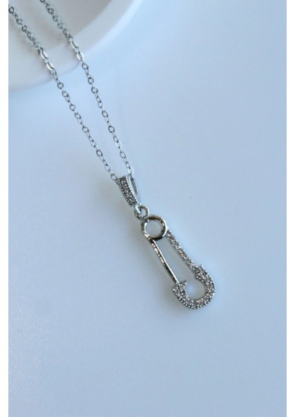 Zarif Zirkon Taşlı Kilitli Iğne Tasarım Renk Atmaz Kararmaz Kadın Çelik Kolye fırsatları