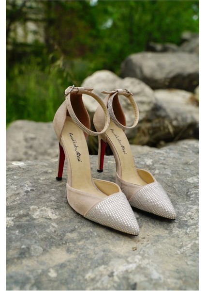 Kadın Taş Detaylı Bilekten Bağlamalı Ince Topuklu Stiletto Abiye Ayakkabı Zarif Şık Tasarım