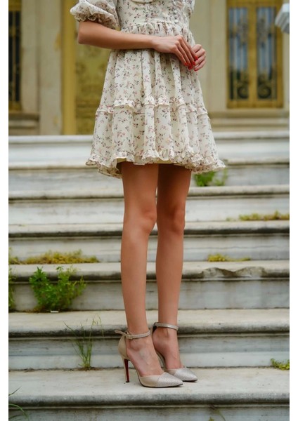 Kadın Taş Detaylı Bilekten Bağlamalı Ince Topuklu Stiletto Abiye Ayakkabı Zarif Şık Tasarım fırsatları