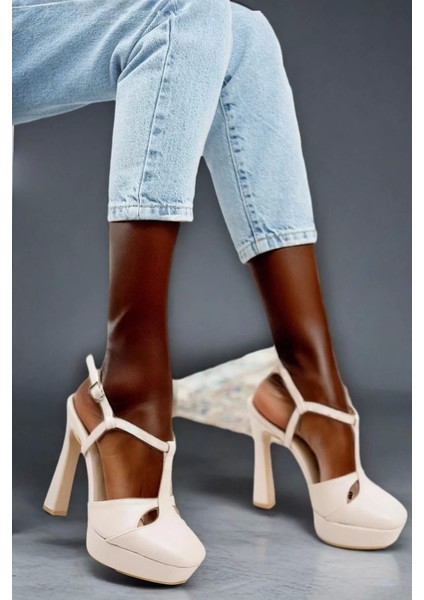 Kadın Platform Topuklu T Bantlı Ayakkabı Kalın Topuk Şık Model fiyatları