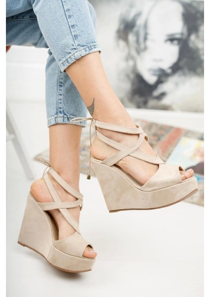 Kadın Moda Arka Ipli Dolgu Topuklu Ayakkabı Şık ve Zarif Abiye Ayakkabı modelleri