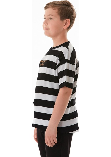 Çizgili Yazı Nakışlı Erkek Çocuk Tişört fırsatları