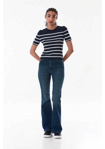 Çizgili Fitilli Bisiklet Yaka Triko Tişört fiyatları