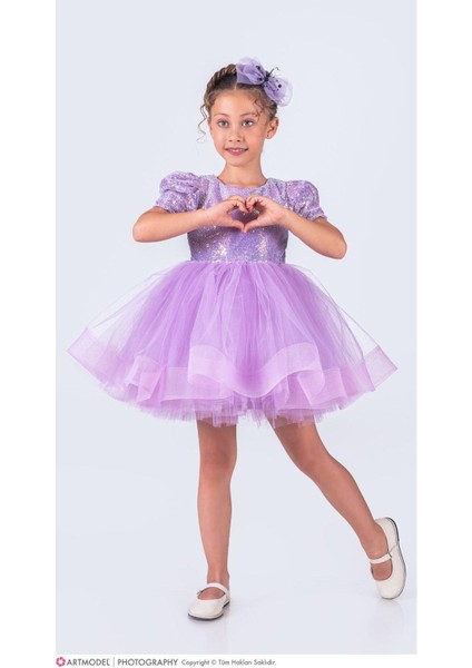 Pullu Kabarık Toka Dahil Elbise (1 Beden Büyük Alınması Önerilir)