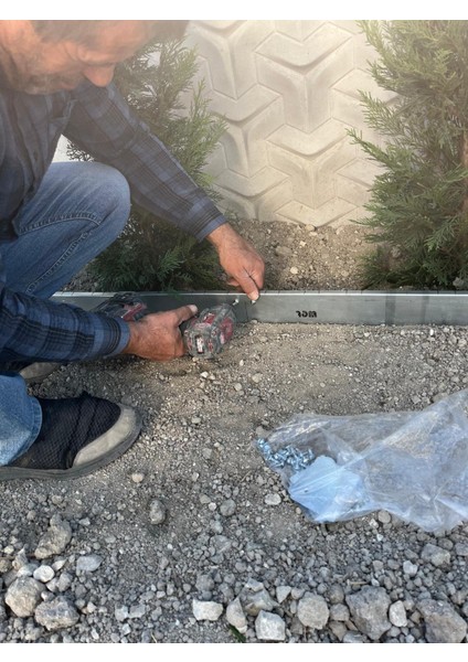 Mgf 20MT (2MTX10ADET) Çizgili Esneyebilen Galvaniz Metal Çim Toprak Taş Ayırıcı Ayraç Sınırlayıcı modelleri