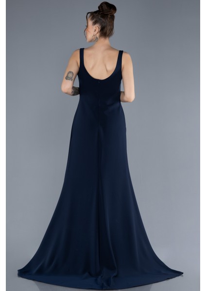 Bacak Dekolteli Kolsuz Uzun Kuyruklu Şifon Abiye ABU4621 fiyatları