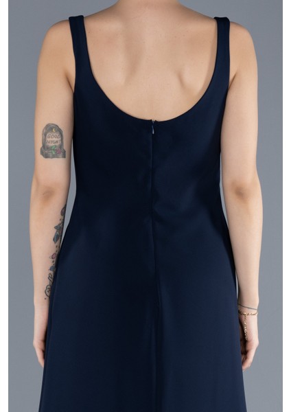 Bacak Dekolteli Kolsuz Uzun Kuyruklu Şifon Abiye ABU4621 fırsatları