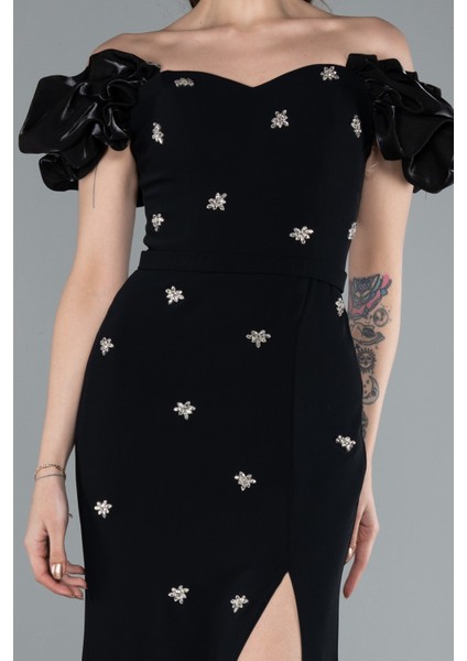 Kayık Yaka Yırtmaçlı Taş Detay Uzun Abiye ABU4696 modelleri