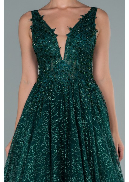 Kolsuz Sırt Dekolteli Uzun Simli Abiye ABU2131 modelleri