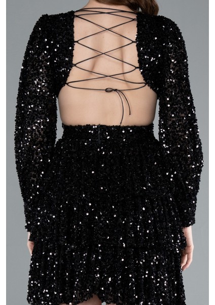 Dekolteli Uzun Kol Cut Out Kısa Gece Elbisesi ABK2282