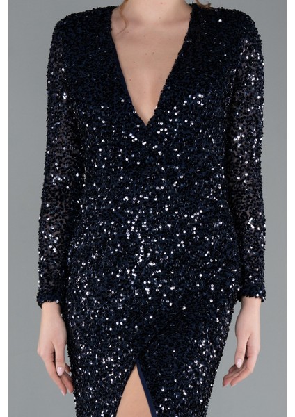 Uzun Kol V Yaka Yırtmaçlı Pullu Abiye Elbise ABU4763 modelleri