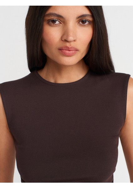 21054 Büzgülü Basic T-Shirt-Koyu Kahve modelleri