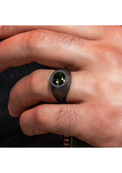 925 Ayar Gümüş Oksitli Yuvarlak Peridor Olivin Taşlı Erkek Yüzük modelleri