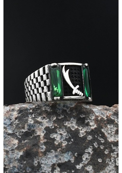 Hz. Ali Zülfikar Kılıcı Yeşil Baget Taşlı 925 Ayar Gümüş Erkek Yüzüğü 901715