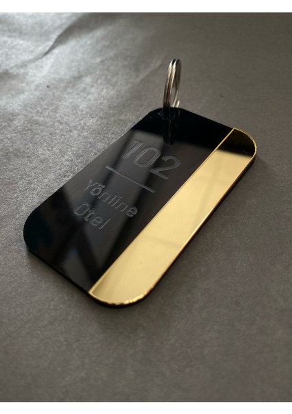 Siyah&gold Pleksi Lazer Kazıma Kişiselleştirilebilir Otel Bungalov Apart Anahtarlık fiyatları