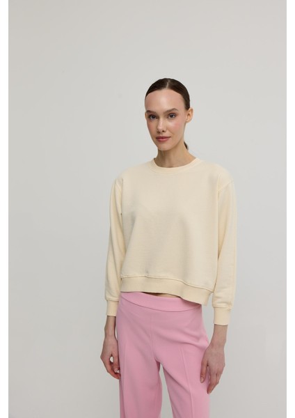 Kadın Vanilya Renk Basic Sweatshirt fiyatları