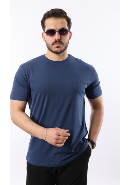 Erkek Slim Fit T-Shirt