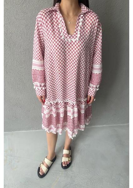 Kırmızı Desenli Gofre Kısa Elbise fırsatları