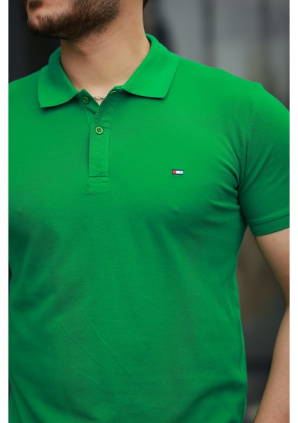 Erkek Kıvrılmaz Polo Yaka Cepsiz Slim Fit Dar Kesim T-Shirt fiyatları
