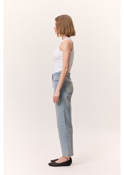 Yüksek Bel Mom Fıt Jean Açık Mavi indirimleri