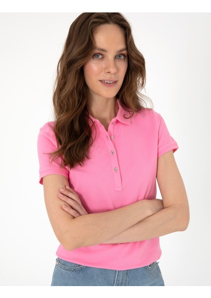 Kadın Pembe Regular Fit Pamuklu Polo Yaka Basic Tişört 50305776-VR041 modelleri