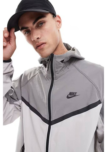 Tech Windrunner Woven Full Zip Loose Fit Jacket Erkek Bol Kesim Paraşüt Kumaş Kapüşonlu Ceket Gri