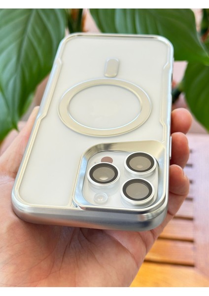 Apple iPhone 16 Pro Max Kılıf Prizma Kamera Çıkıntılı Magsafe Şarj Destekli Mat Renkli Şeffaf Kapak