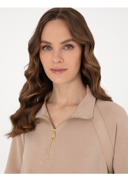Kadın Bej Comfort Fit Sweatshirt 50301342-VR011