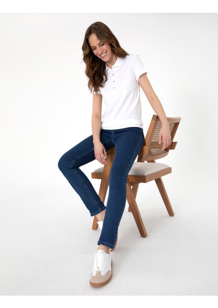 Kadın Beyaz Regular Fit Pamuklu Polo Yaka Basic Tişört 50305776-VR013 fırsatları